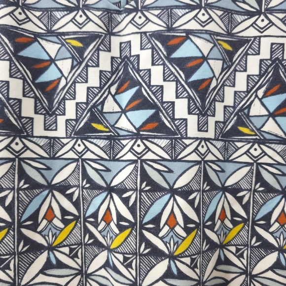 TORY BURCH Multi-color Geometric Short Sleeve Vneck Raw Hem Crop Top, Size S - Picture 5 of 11